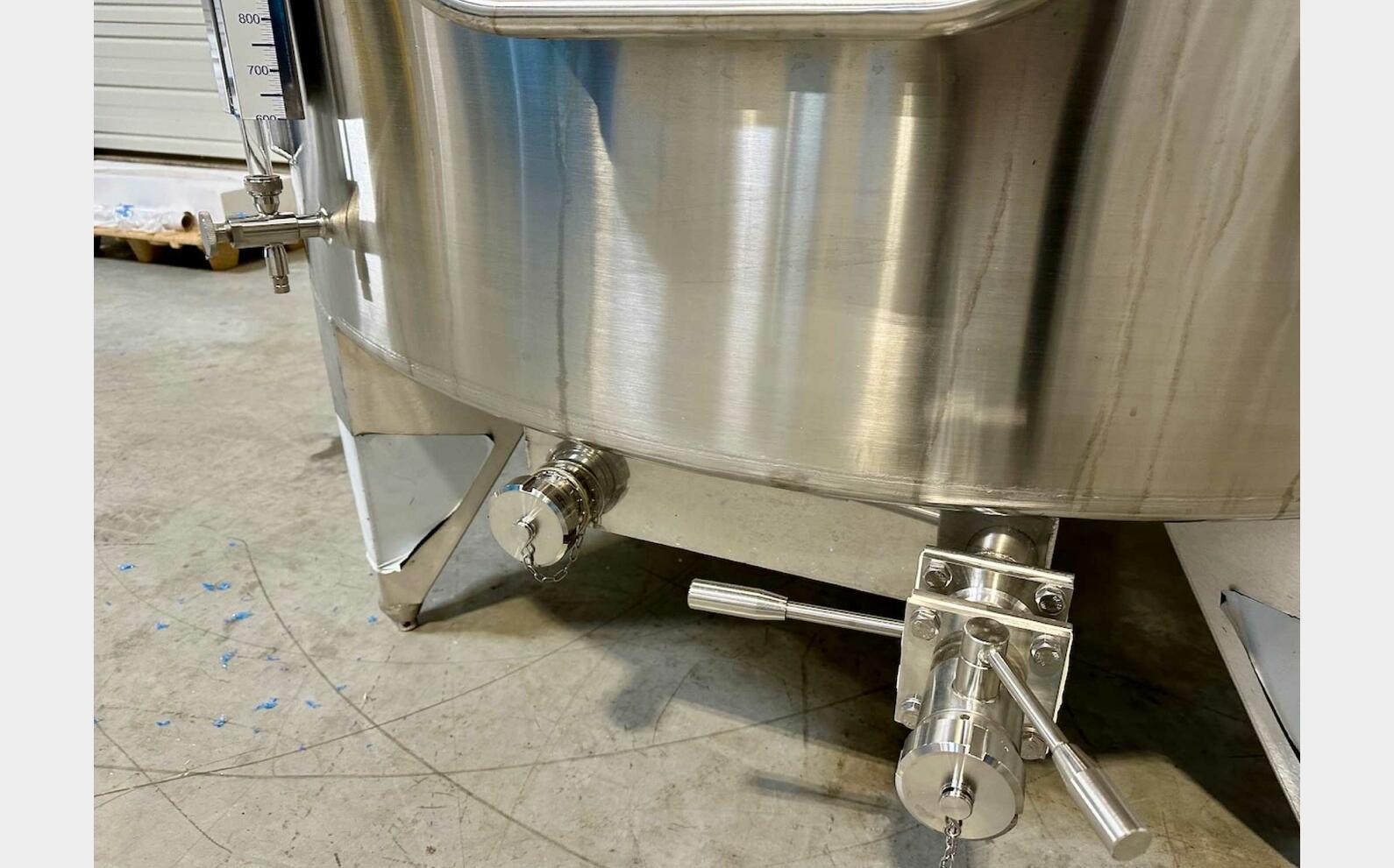 Cuve inox 316L - Circuit serpentin 59.56 HL (5 956 litres) ARSILAC