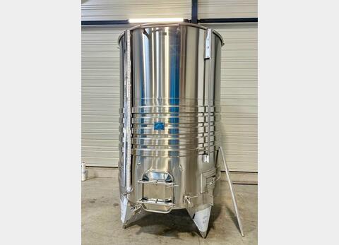 304 stainless steel tank - Coil circuit - Flat sloping bottom - Floating cap