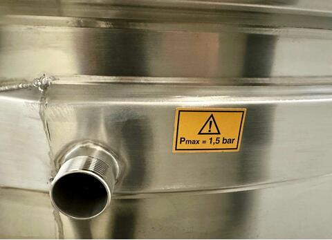 304 stainless steel tank - Coil circuit - Flat sloping bottom - Floating cap