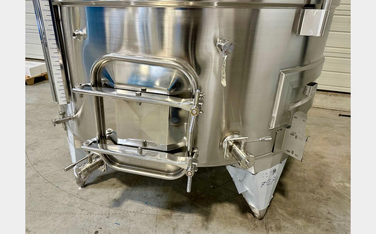 Cuve inox 304 - Circuit serpentin 74.3 HL (7436 litres) ARSILAC