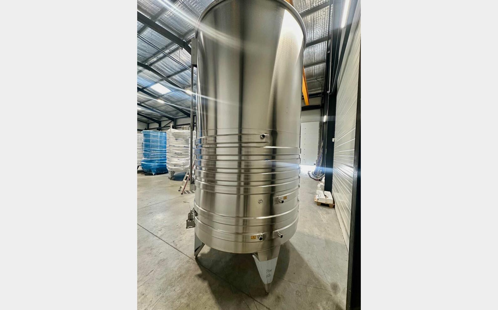 304 ss tank - Coil circuit 74.3 HL (7 436 litres) ARSILAC