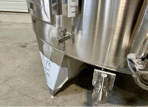 304 stainless steel tank - Coil circuit - Flat sloping bottom - Floating cap