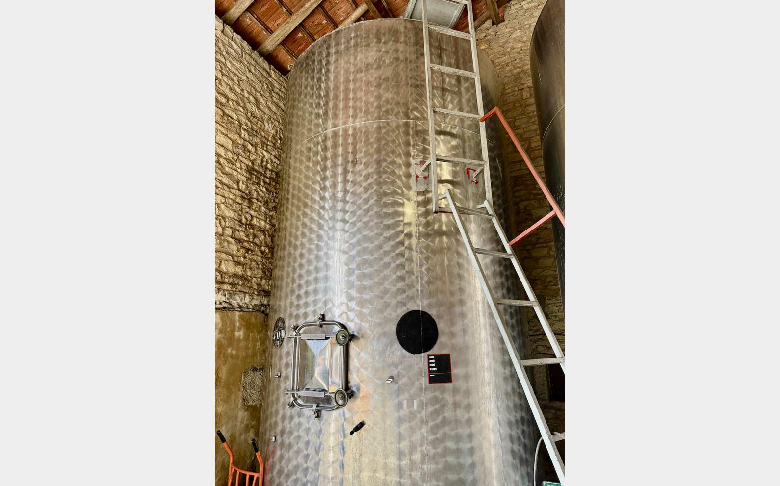 Cuve inox - Bouchonn&eacute;e 200 HL (20 000 litres)
