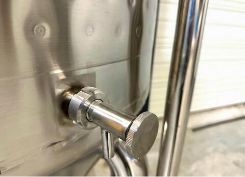 304 stainless steel tank - Cylindro-conical - Fermenter - Closed - On feet
