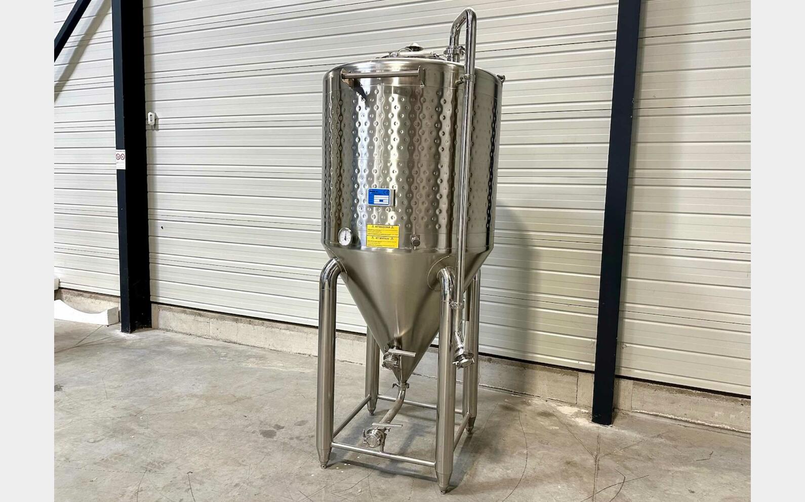 Cuve inox 304 de fermentation thermor&eacute;gul&eacute;e 12,10 HL (1 210 litres) ARSILAC