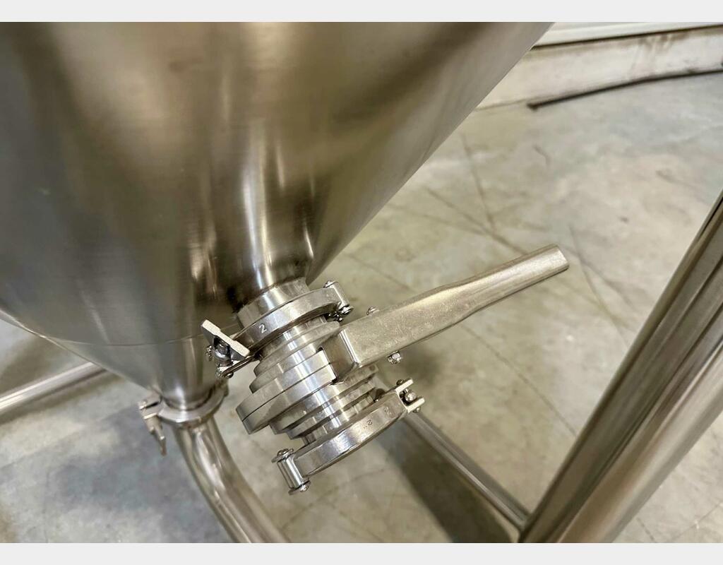 Cuve inox 304 - Cylindro-conique - Fermenteur - Fermée - Sur pieds