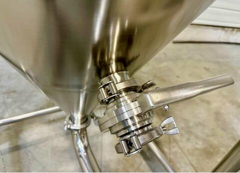 Cuve inox 304 - Cylindro-conique - Fermenteur - Fermée - Sur pieds