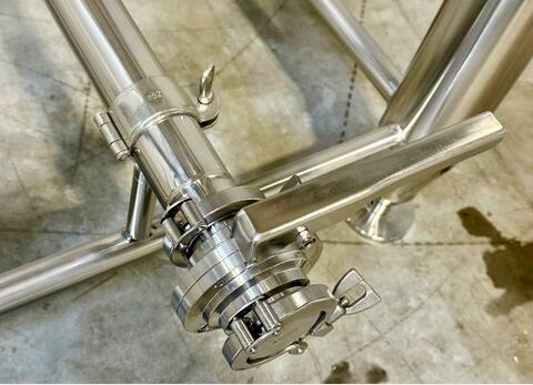 Cuve inox 304 - Cylindro-conique - Fermenteur - Fermée - Sur pieds