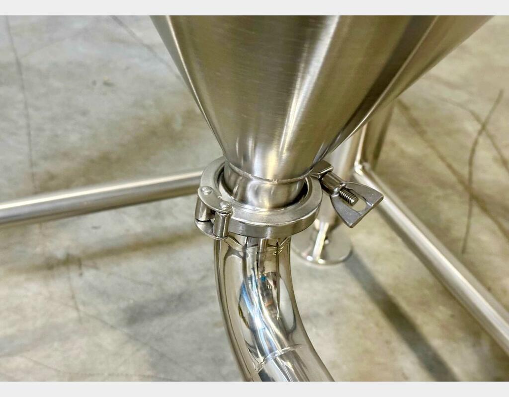 Cuve inox 304 - Cylindro-conique - Fermenteur - Fermée - Sur pieds