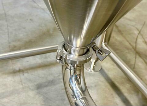 Cuve inox 304 - Cylindro-conique - Fermenteur - Fermée - Sur pieds
