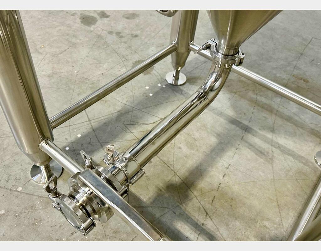 Cuve inox 304 - Cylindro-conique - Fermenteur - Fermée - Sur pieds