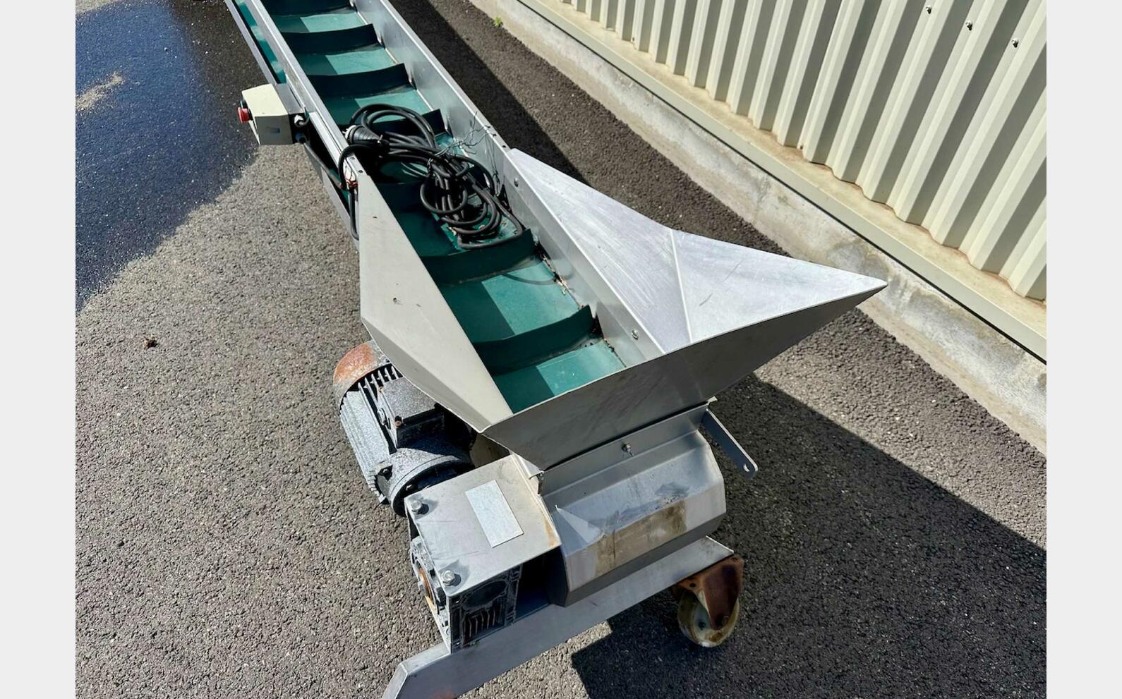 Cleated carpet VAUCHER BEGUET