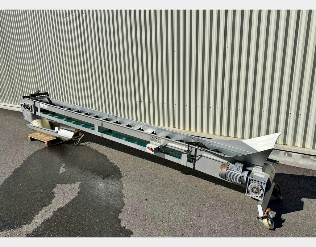 Cleated carpet VAUCHER BEGUET