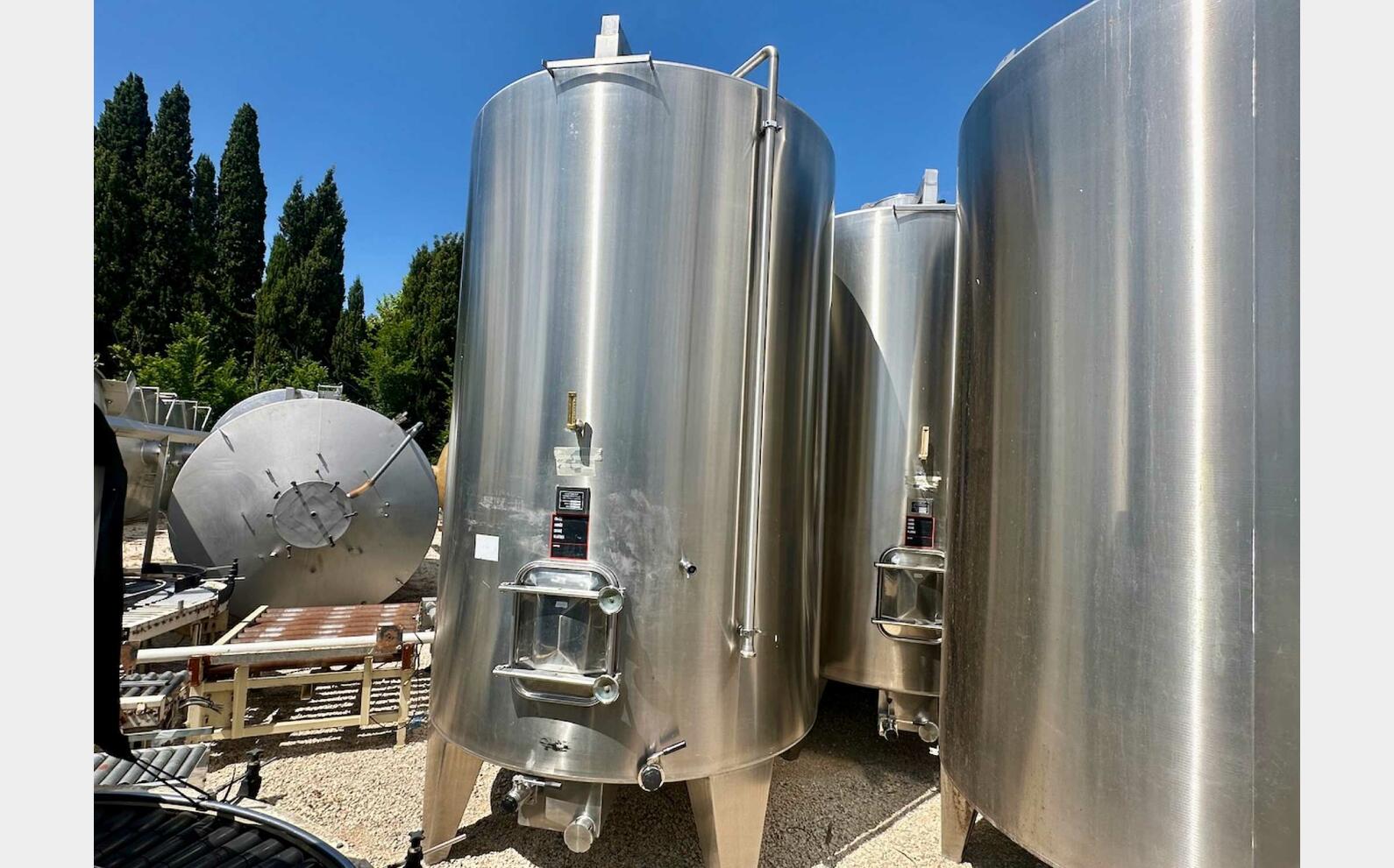 Cuve inox - Thermor&eacute;gul&eacute;e 108 HL (10 800 litres) LEJEUNE