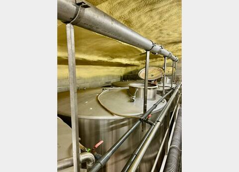 Closed stainless steel tank - Temperature-controlled - Vertical cylindrical on feet