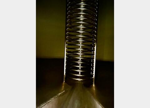 Closed stainless steel tank - Temperature-controlled - Vertical cylindrical on feet