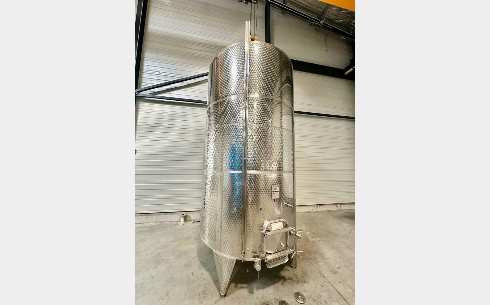 Cuve inox - Circuit nid d'abeilles 116 HL (11 600 litres) SKRLJ