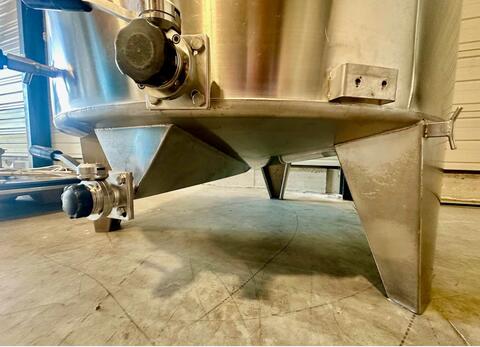 Stainless steel tank with floating cap - Storage