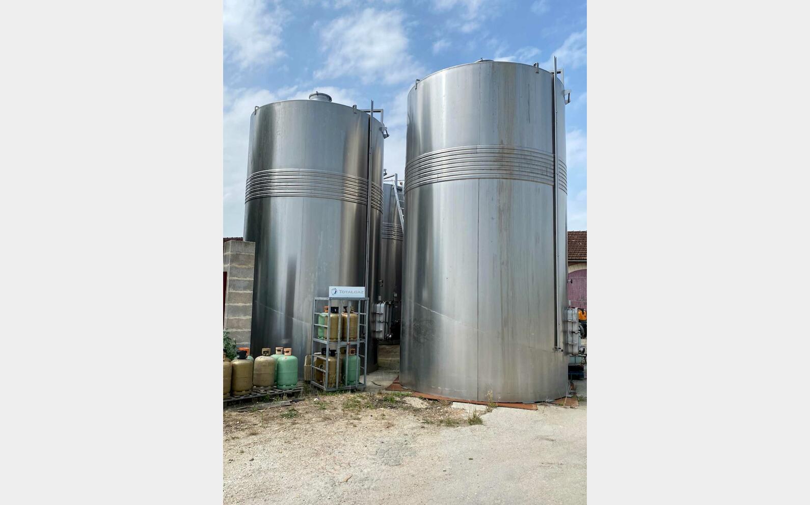 304 ss tank - Temperature controlled 369 HL (36,900 litres)