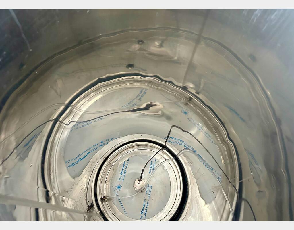 Cuve inox - Chapeau flottant - Fond plat