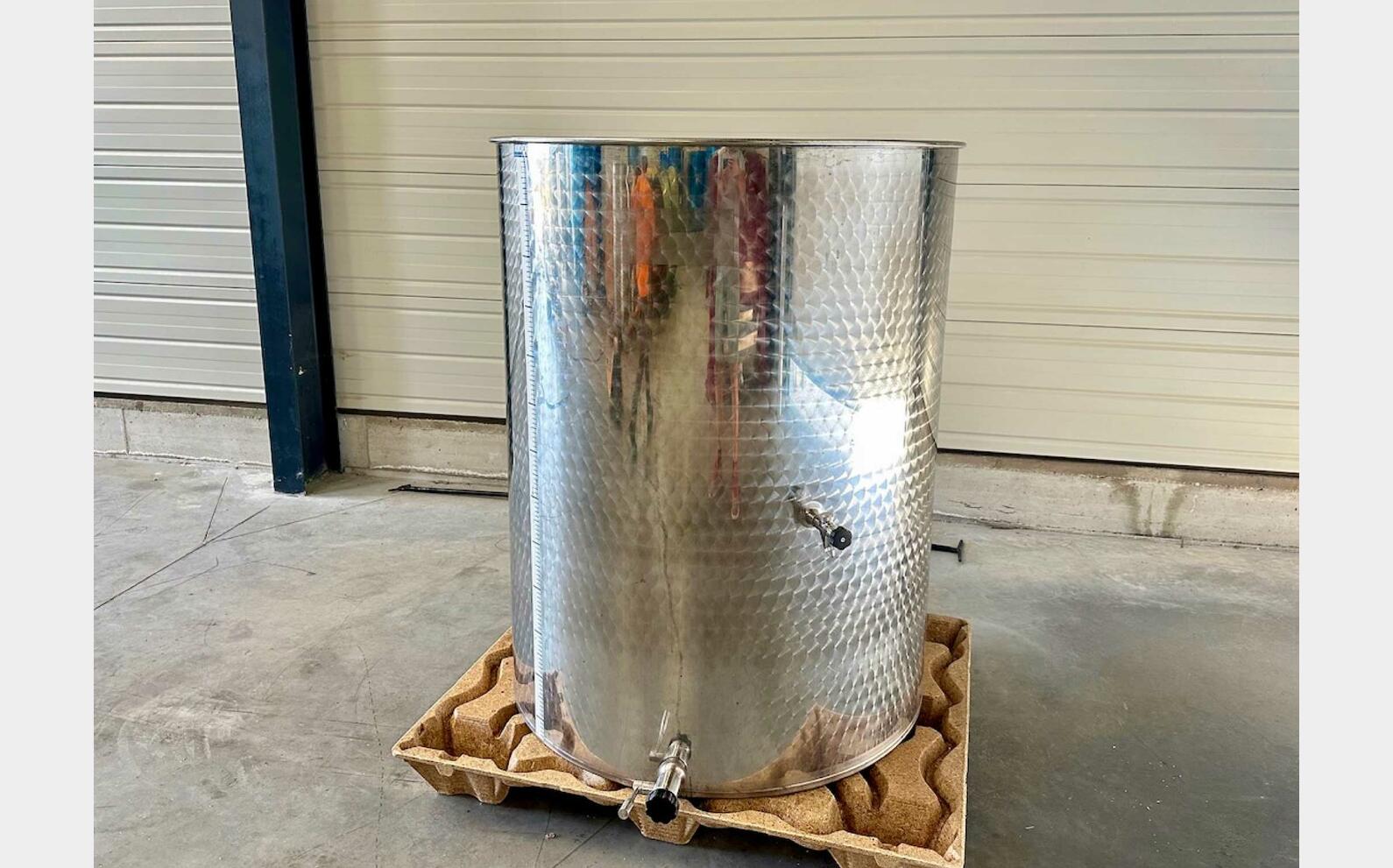 Ss tank - Floating lid 10 HL (1,000 litres) MARCHISIO