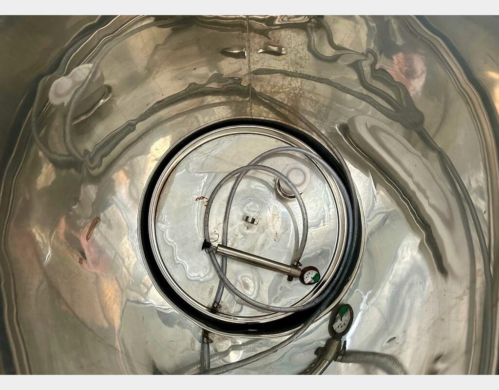 Cuve inox - Chapeau flottant - Fond plat