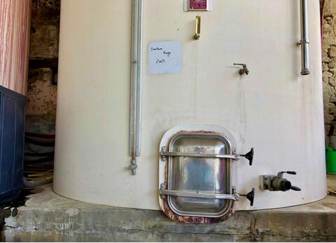 Flat bottom fibre tank
