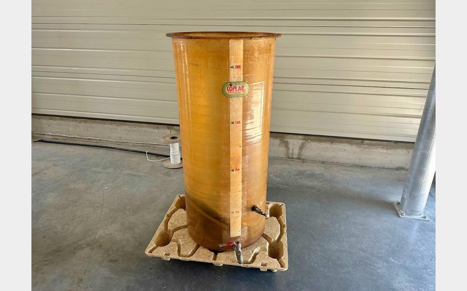 Cuve fibre de verre - Chapeau flottant 2 HL (2 000 litres) COPLAR