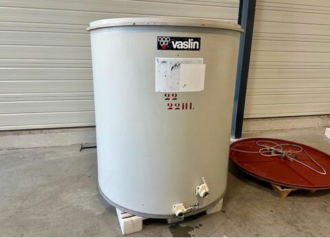 Fiberglass tank - Sloped bottom on skirt BUCHER VASLIN 22 HL (2,200 litres)