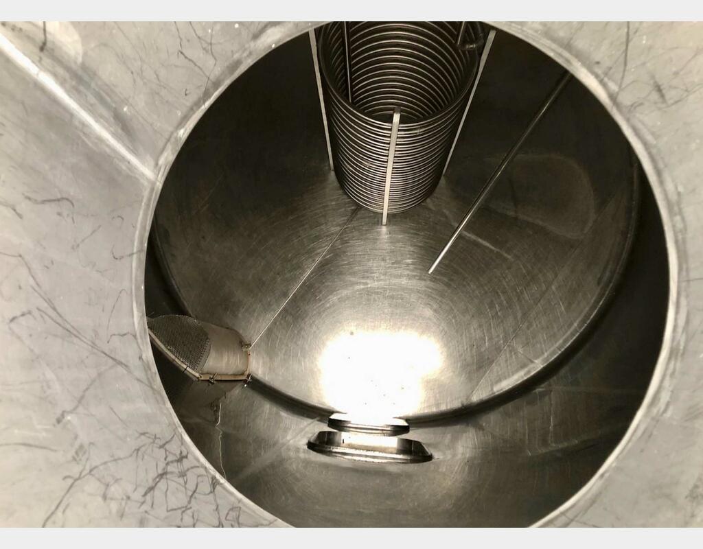 Cuve inox - Fond conique sur pieds