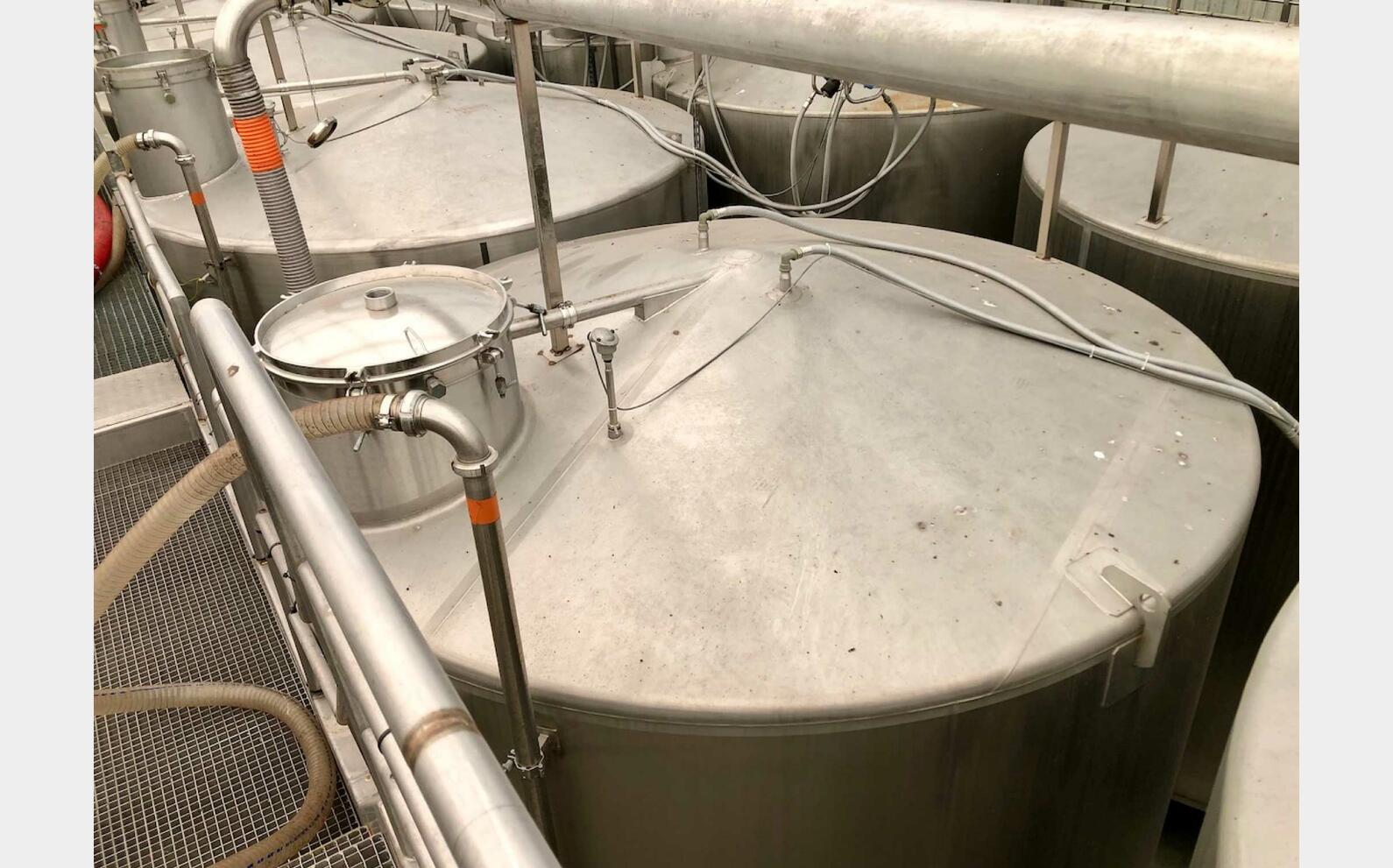 Cuve inox 304 avec Serpentin 207 HL (20 700 litres) PROGRESSO