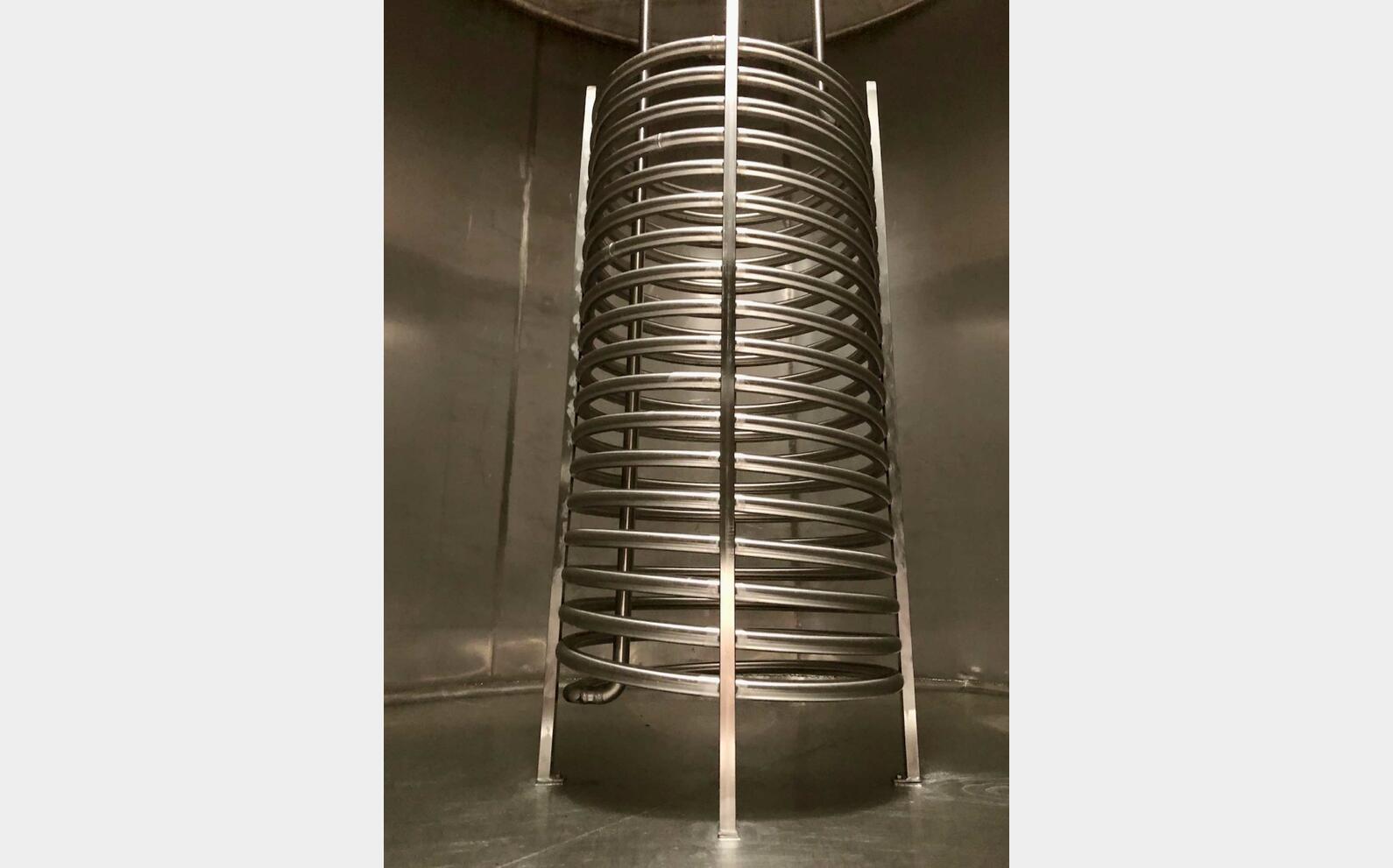 Ss tank - Conical bottom 251 HL (25,100 litres)