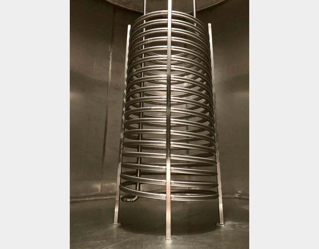 Cuve inox - Fond conique sur pieds