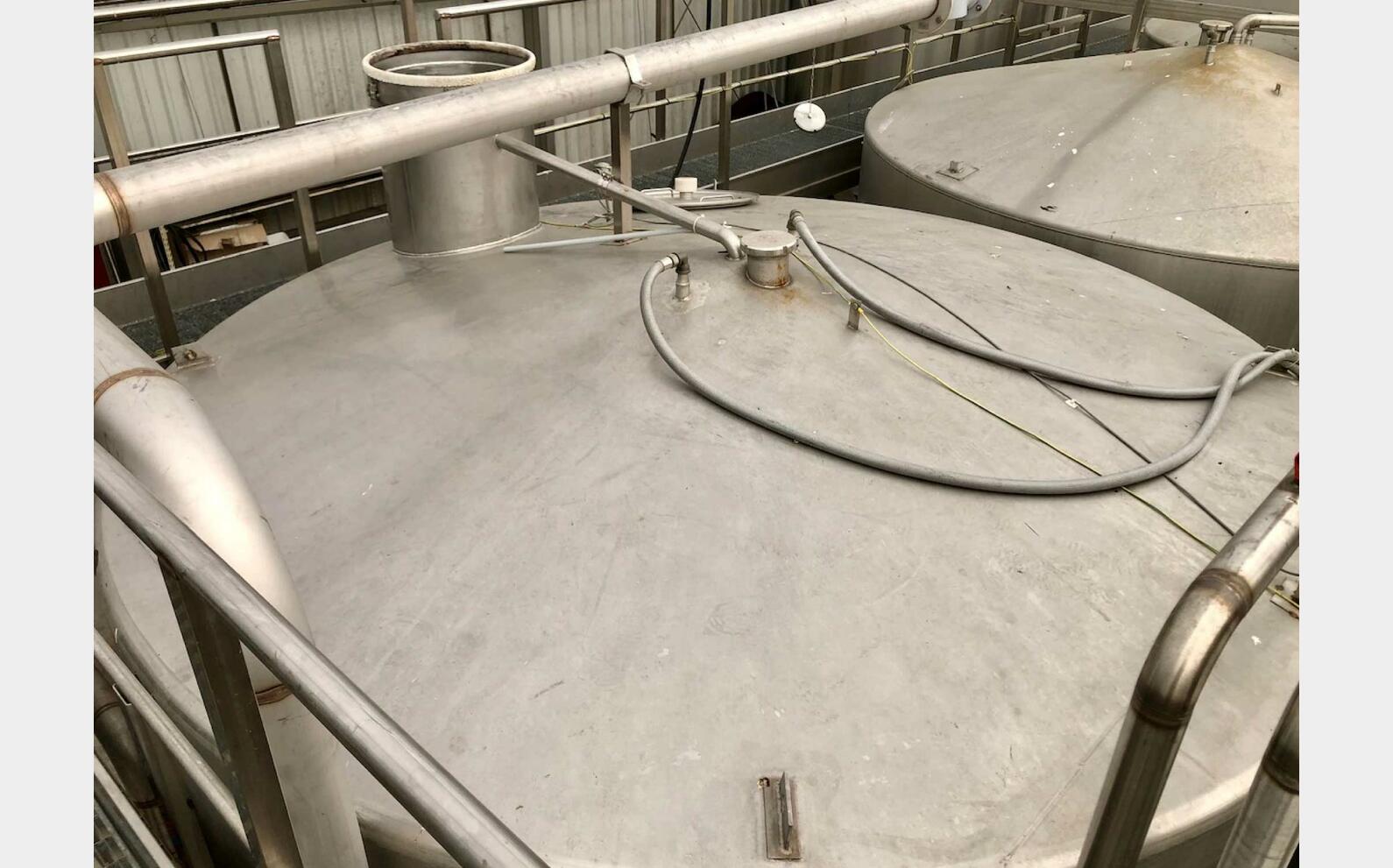 Cuve inox - Thermor&eacute;gul&eacute;e - Fond plat 251 HL (25 100 litres)