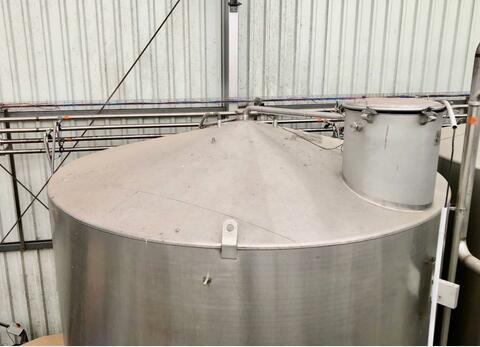Cuve inox thermor&eacute;gul&eacute;e sur pieds 247 HL (24 700 litres) PIERRE GUERIN