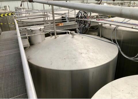 Ss tank - Conical bottom 247 HL (24,700 litres)