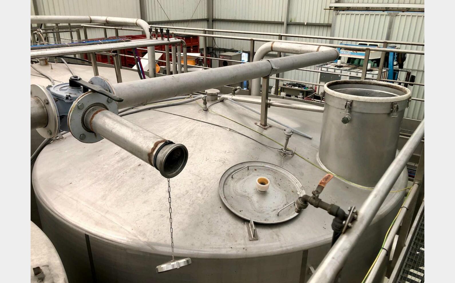 Cuve inox - Thermor&eacute;gul&eacute;e - Fond plat 251 HL (25 100 litres)