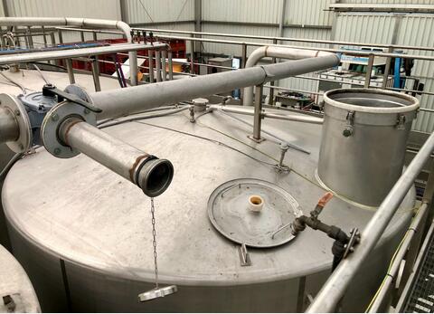 Stainless steel tank - Conical bottom on legs