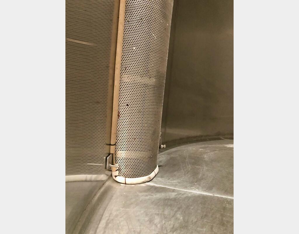 Cuve inox - Fond conique sur pieds
