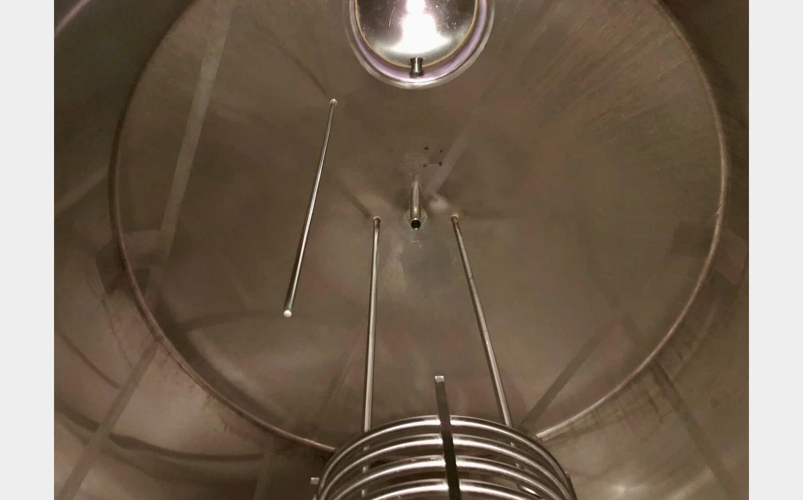Ss tank - Conical bottom 207 HL (20,700 litres)
