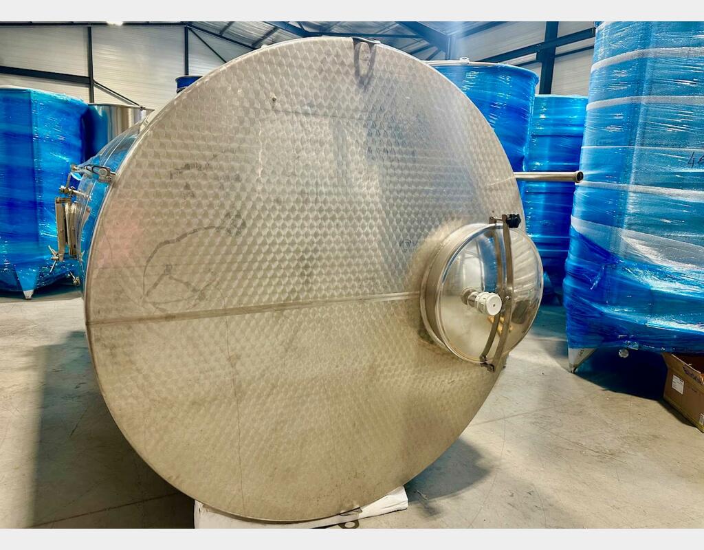 Stainless steel tank - Honeycomb circuit - Flat sloping bottom