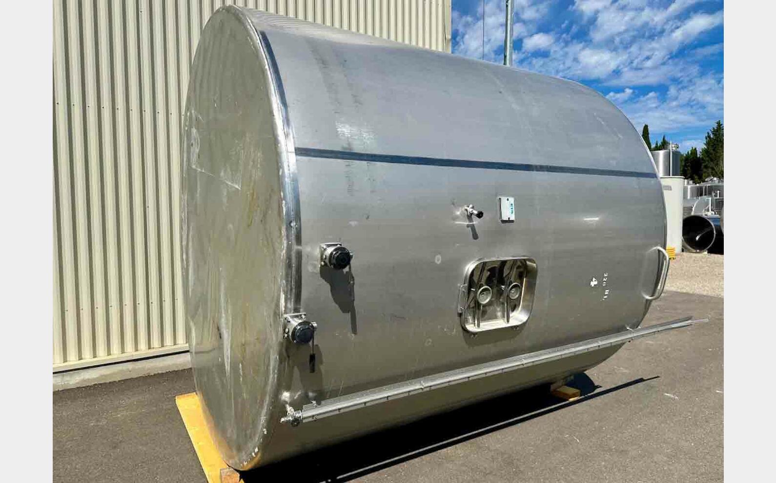304 ss tank - Flat bottom 220 HL (22,200 litres) ETA