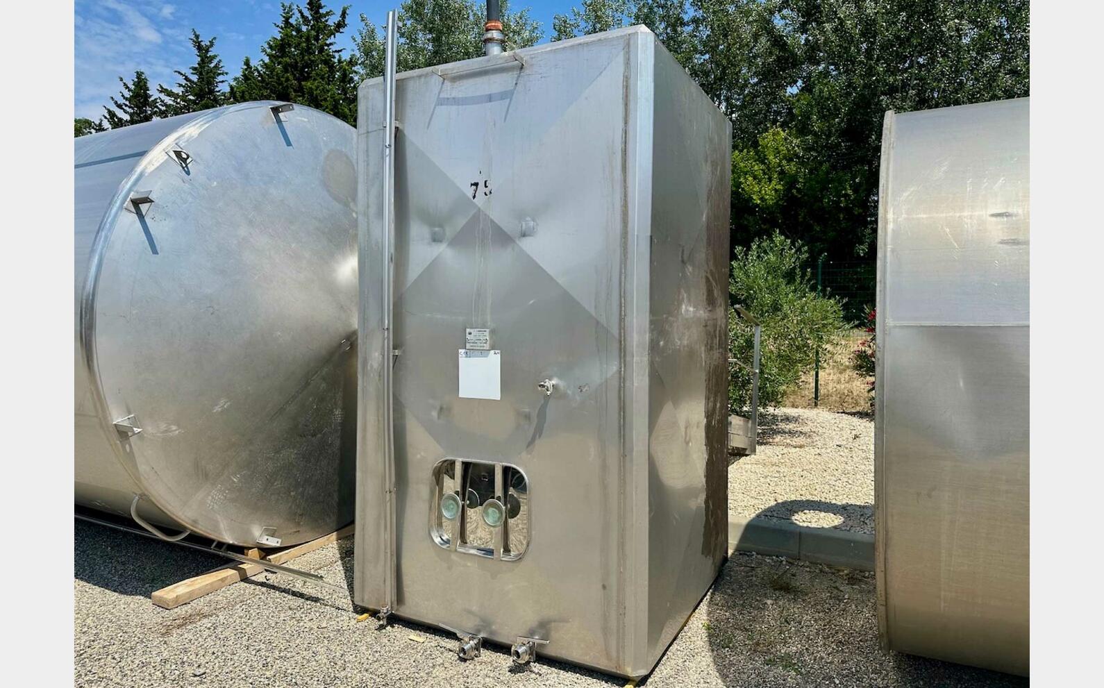 Cuve inox - Rectangulaire 80 HL (8 000 litres) STAI