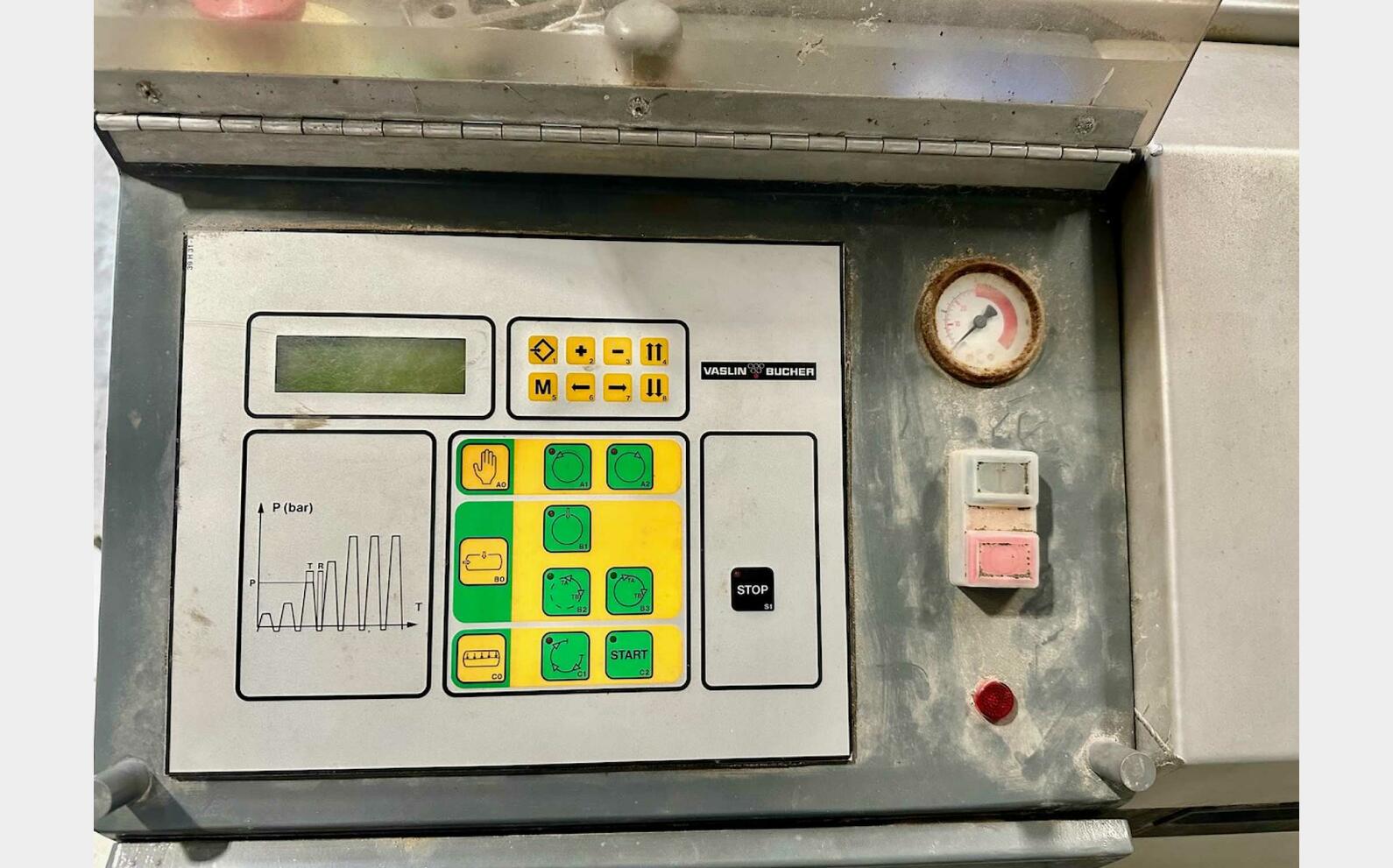 Press - RPF 22 with RA 22 HL (2,200 litres) BUCHER