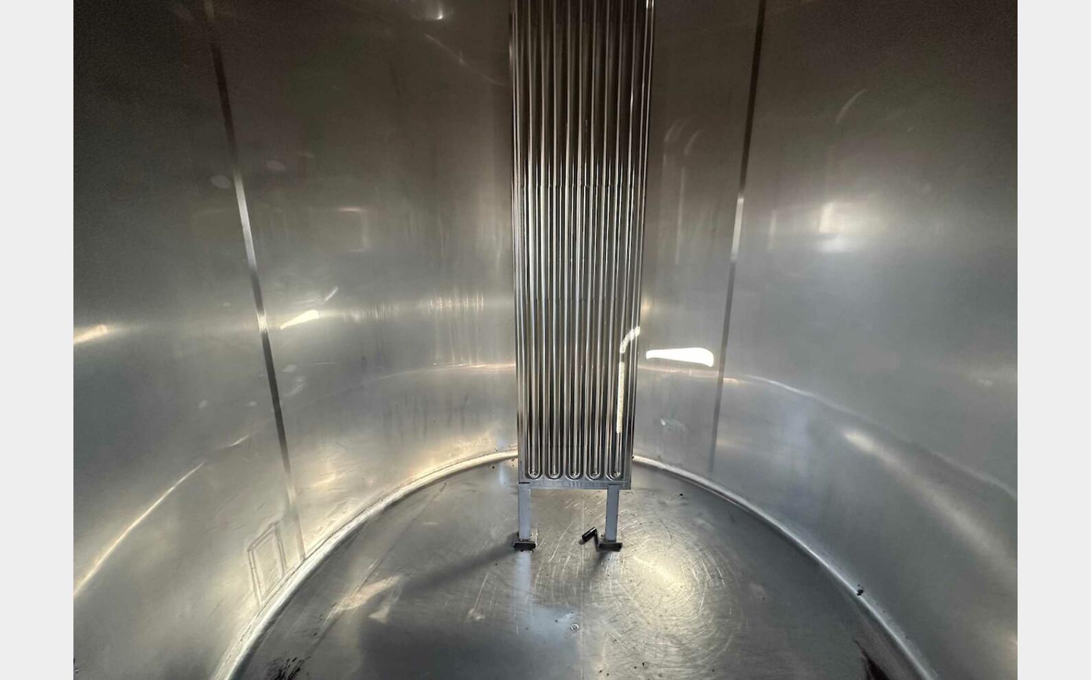 Cuve inox ferm&eacute;e - Thermor&eacute;gul&eacute;e 117 HL (11 700 litres)