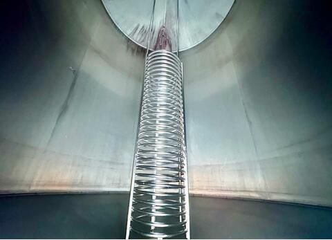Cuve inox fermée - Thermorégulée - Cylindrique verticale sur pieds