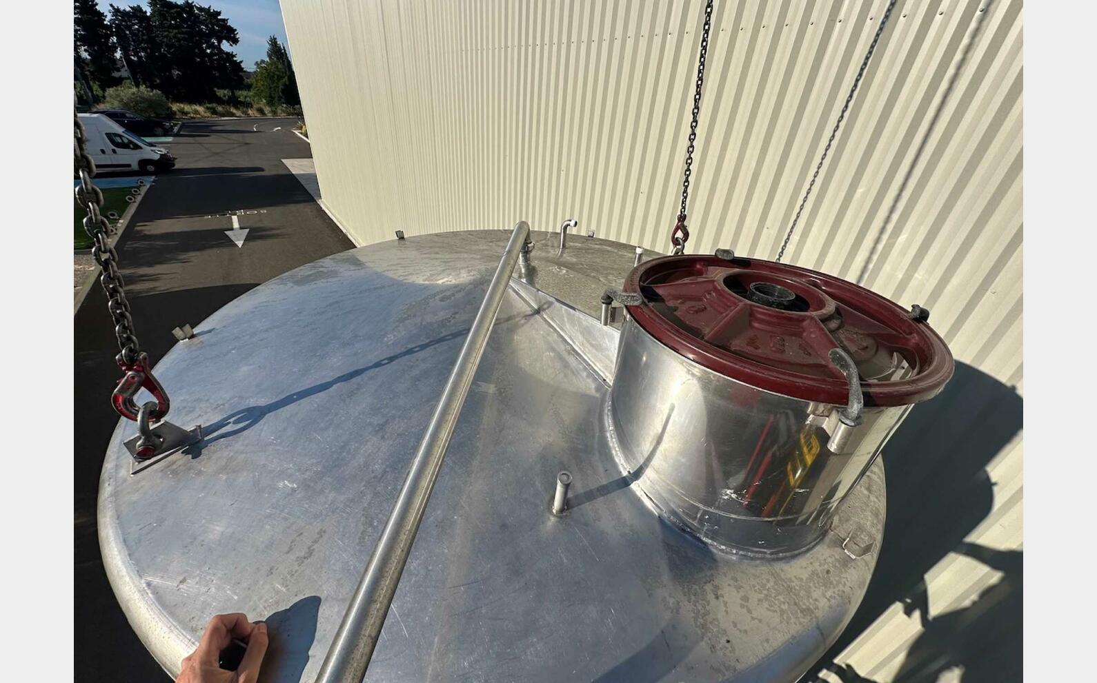 Cuve inox ferm&eacute;e - Thermor&eacute;gul&eacute;e 117 HL (11 700 litres)