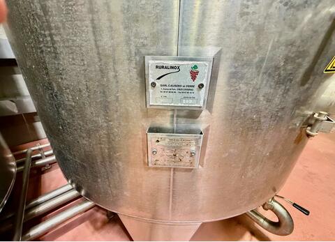 Stainless steel tank - Conical bottom on legs