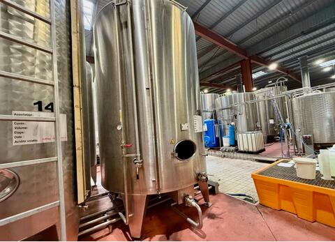 Cuve inox - Fond conique 124 HL (12 400 litres)