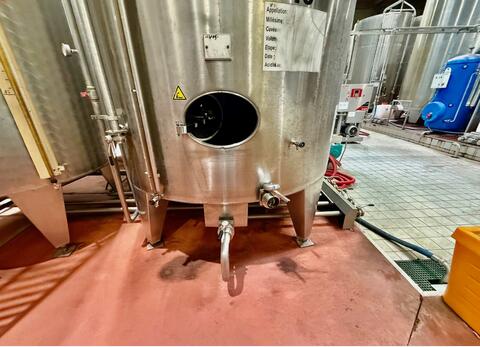 Ss tank - Conical bottom 124 HL (12,400 liters)